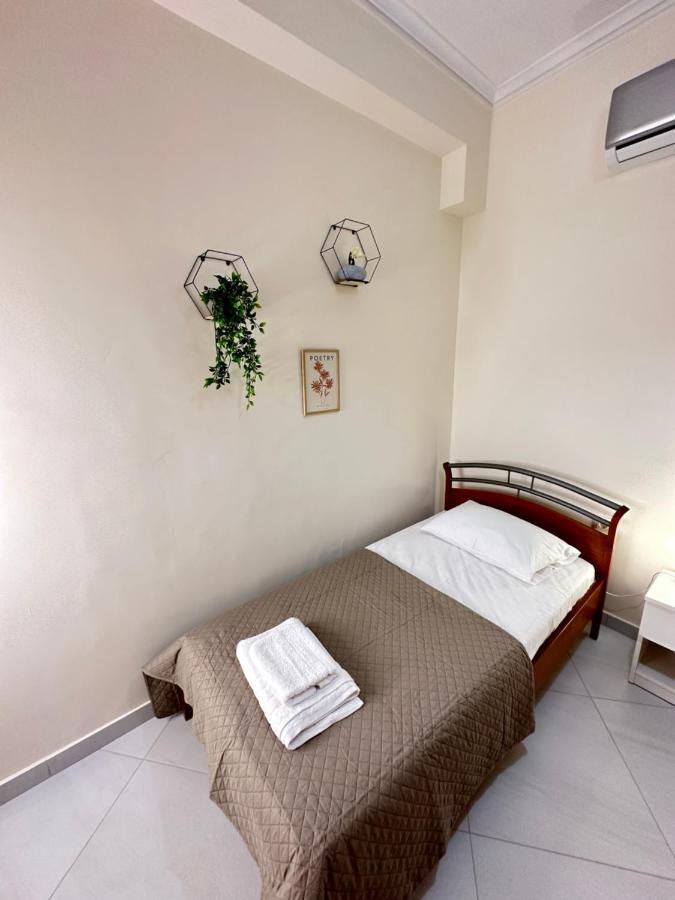 Comfort Inn Афины Экстерьер фото