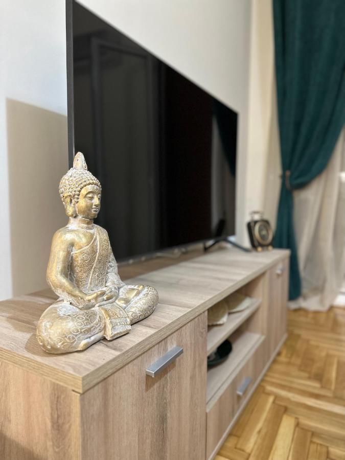 Comfort Inn Афины Экстерьер фото
